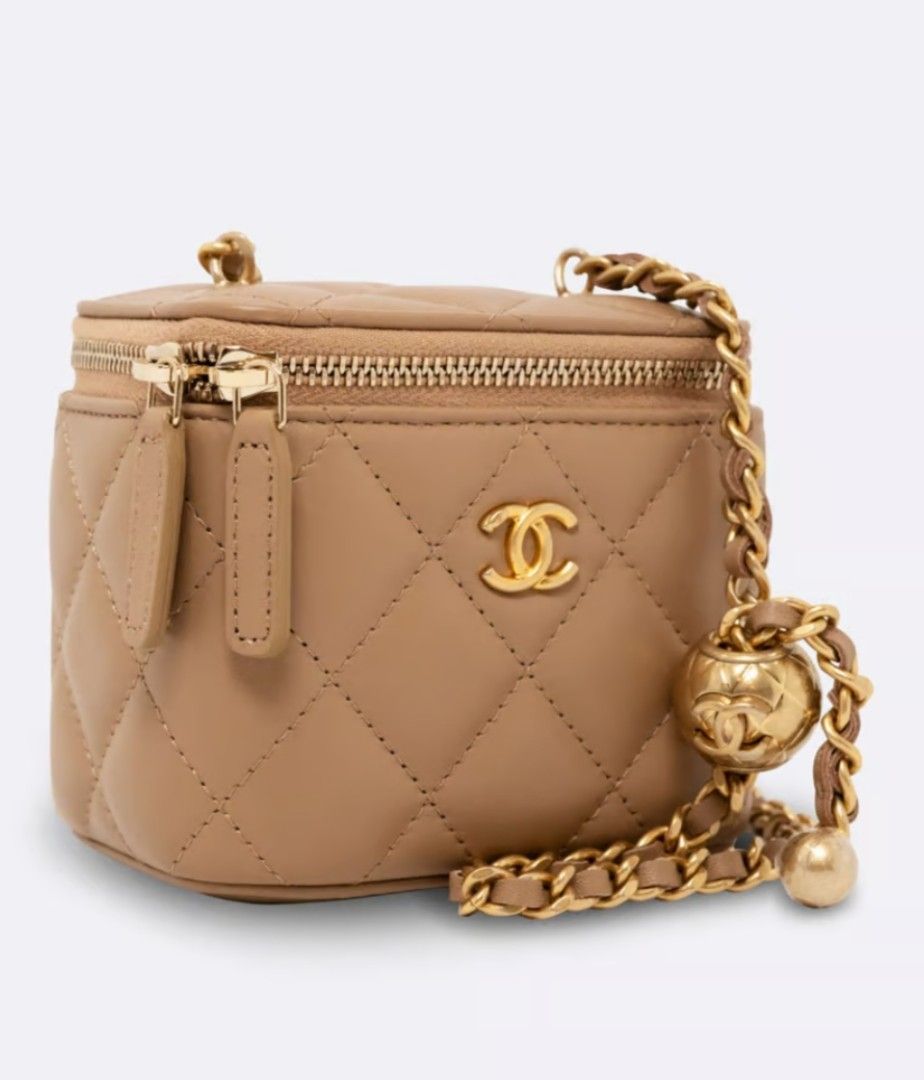 Chanel Pearl Crush Vanity Mini Luxury Bags Wallets on Carousell