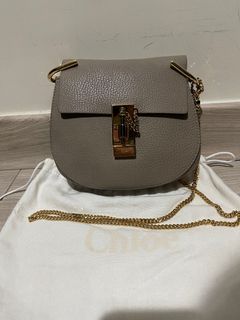 （分類：）位於 。 由 declutter_thegirl 提交（商品編號 1213975307，圖片 1）。簡介： 。