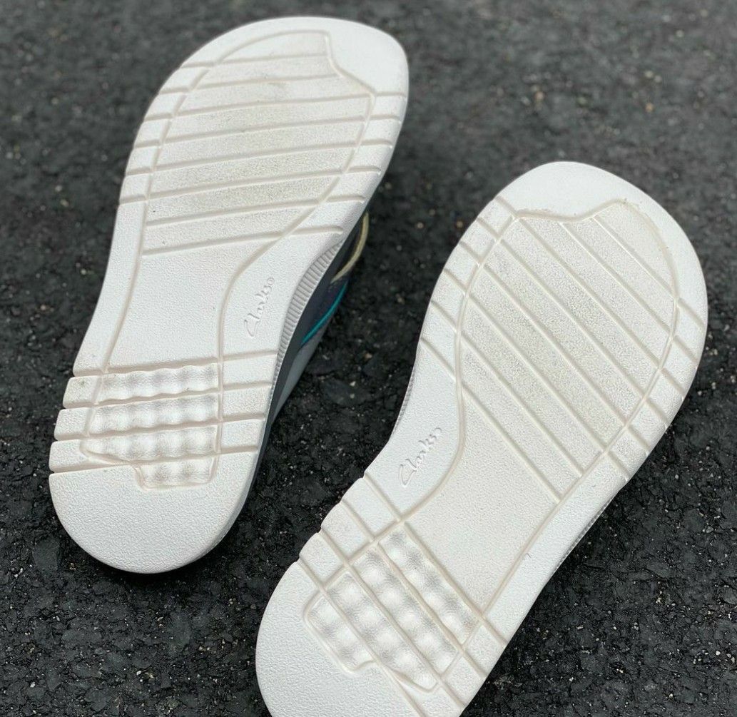 CLARKS BALTA SUN FLIP FLOPS