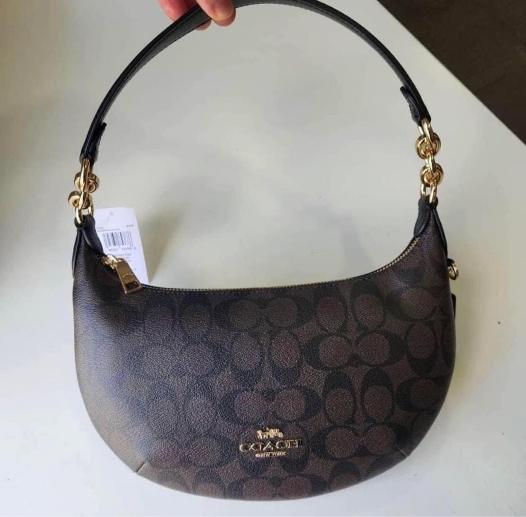 Coach payton hobo, Luxury, Bags & Wallets on Carousell
