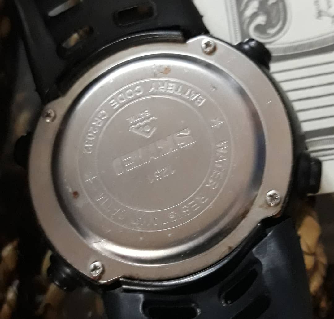 Skmei 2025 code cr2032