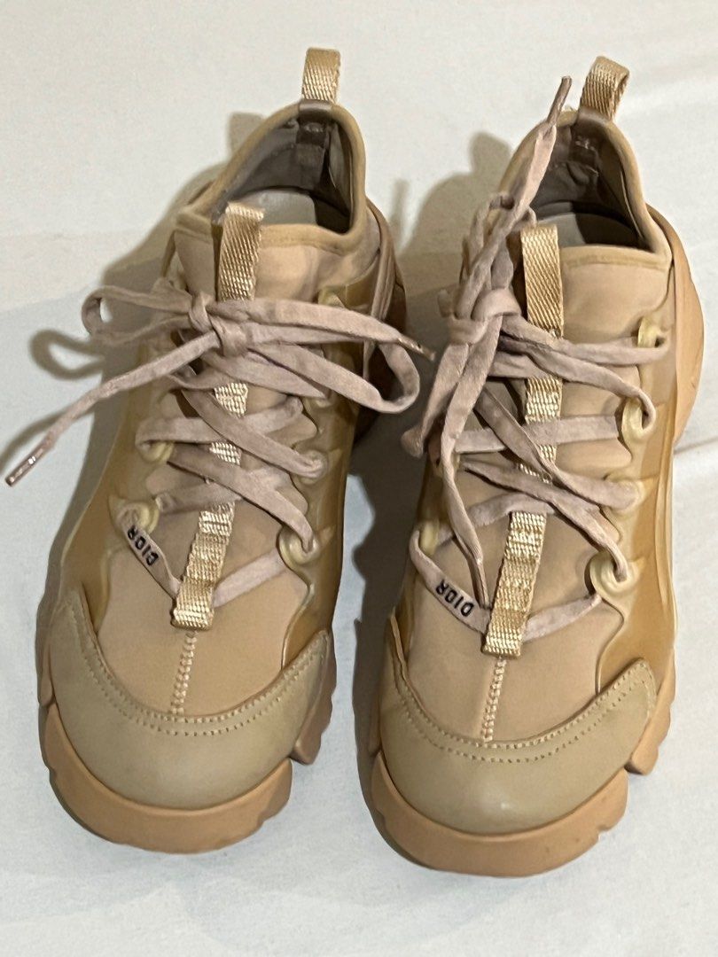 Dior D-Connect sneakers authentic, Fesyen Wanita, Sepatu di Carousell
