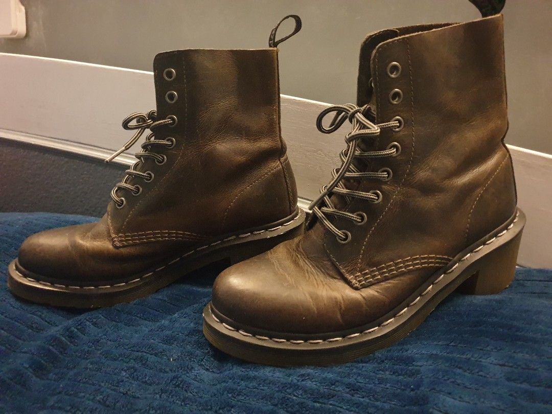 heeled boots dr martens