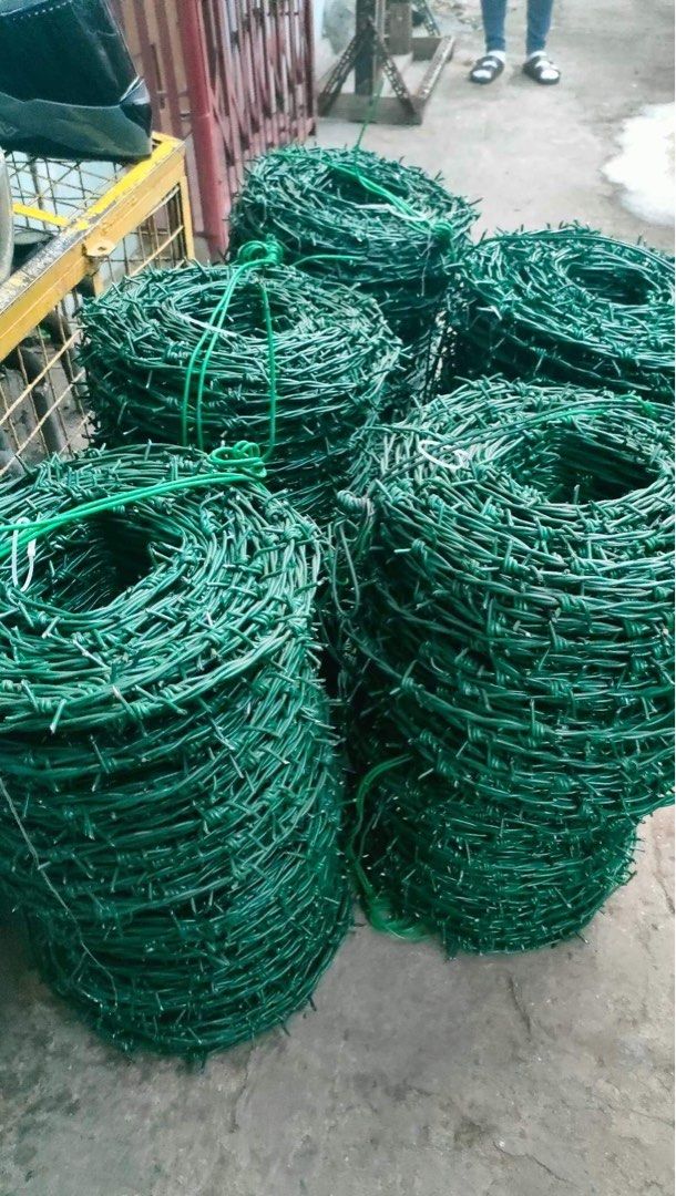 Fence Barb wire (Category: Construction & Building Materials) located in Manila. Submitted by joeyroque09 (Listing ID 1196331600, Image 2). Description: Pls txt me or call at 09177110098 for fast transaction. Thanks Barb wire.