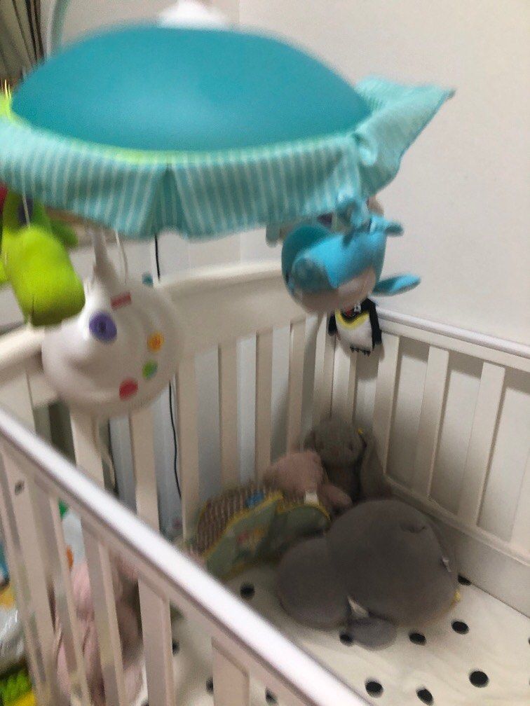 fisher price musical cot mobile, Babies & Kids, Baby Nursery & Kids