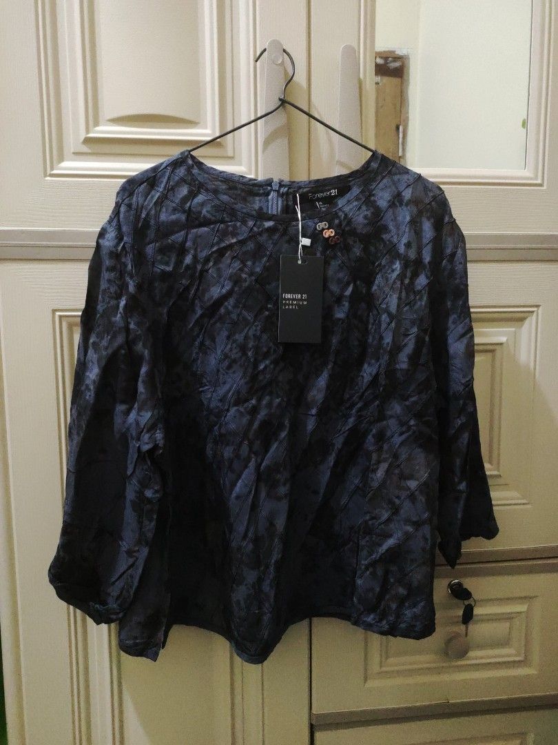 forever 21 blouse abstract, Fesyen Wanita, Pakaian Wanita ...