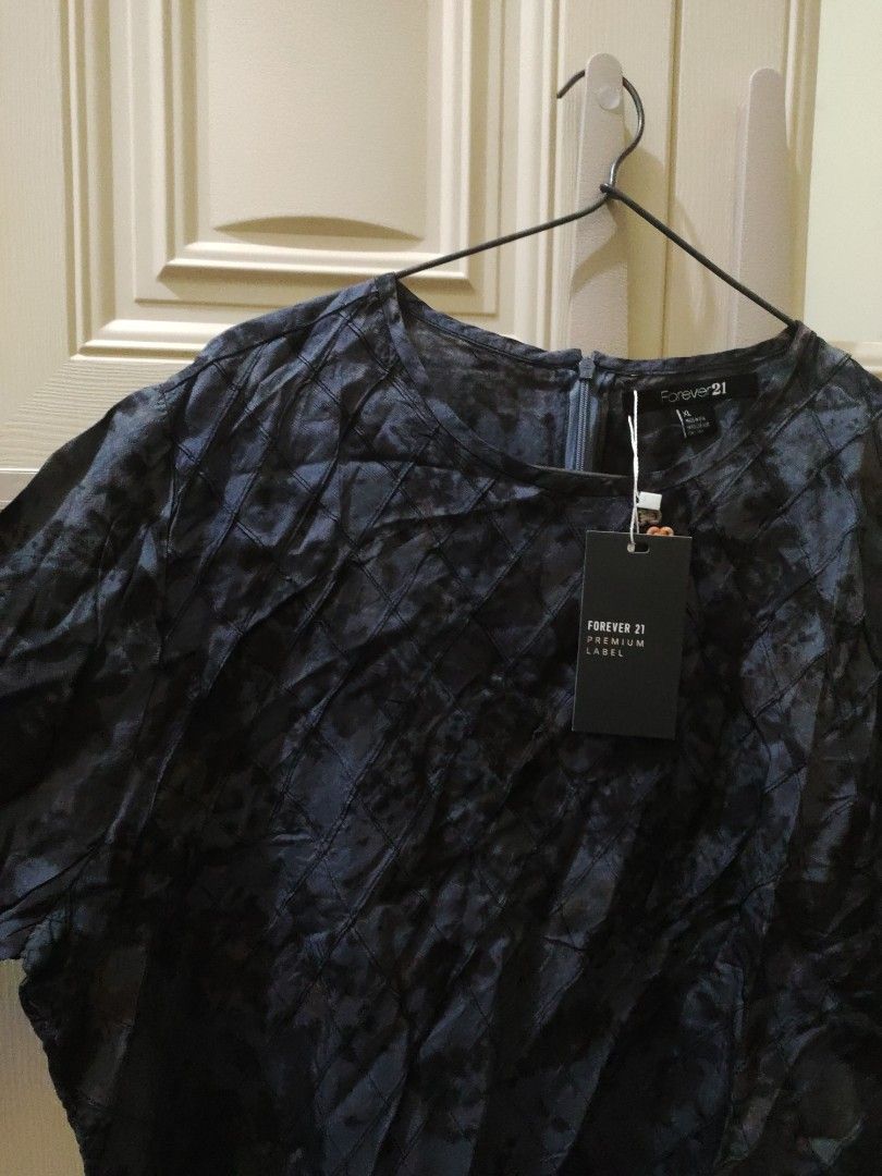 forever 21 blouse abstract, Fesyen Wanita, Pakaian Wanita ...