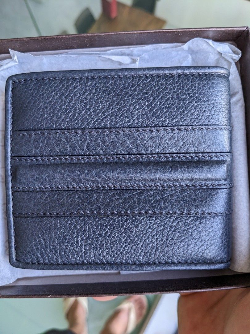 Genuine Gucci Men's Firenze 1921 Bi-Fold Wallet for Sale in Oceanside, CA -  OfferUp