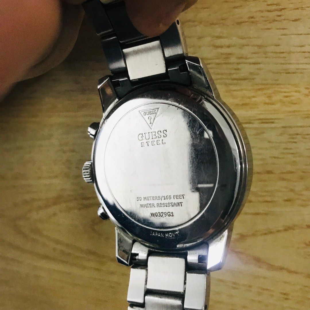 Guess watch (Category: Men's Watches) located in Manila. Submitted by watchmechanic (Listing ID 1214064019, Image 3). Description: Guess watch - Original For men / Can also be worn by women Maganda pa po sya.. bagay pang lakad..