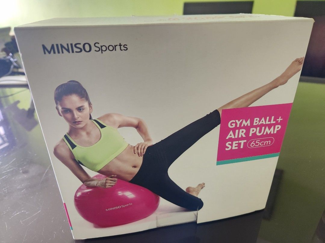 Gym Ball + Air pump set, Sports Equipment, Exercise & Fitness, Toning & Stretching Accessories