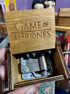 Hand Crank Music Box - Game of Thrones