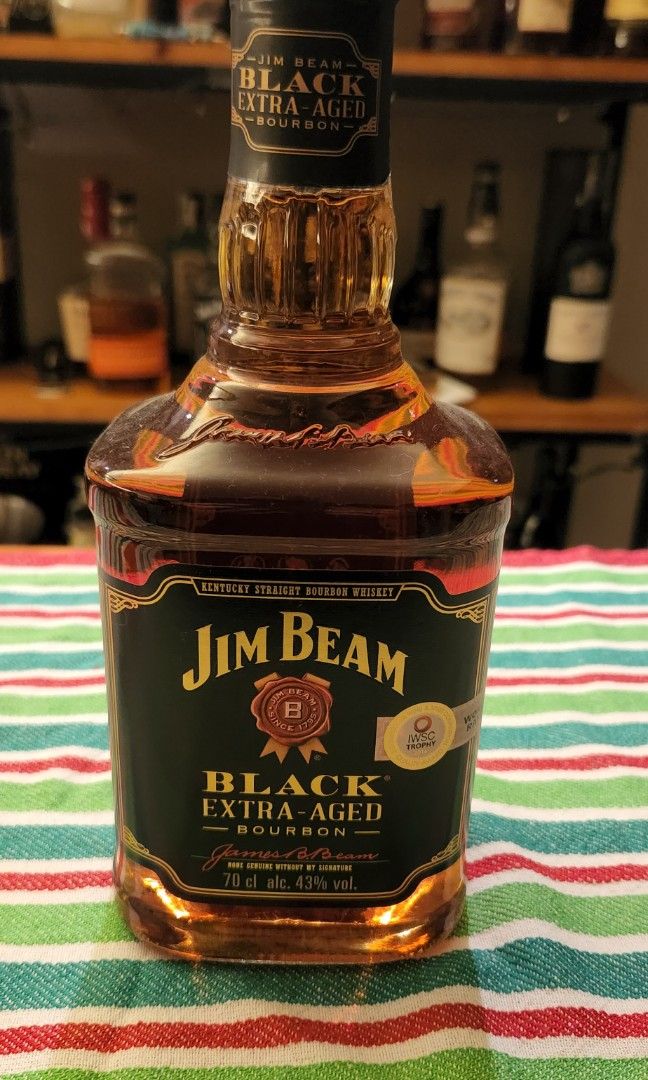 Jim Beam Black Extra Aged, Food & Drinks, Alcoholic Beverages on Carousell