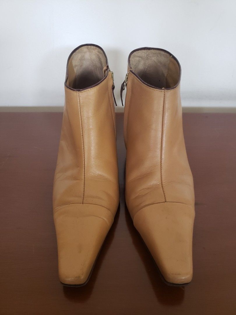 RUSH! FIXED PRICE! Kate Spade Leather Low Cut Boots, Women's Fashion,  Footwear, Boots on Carousell