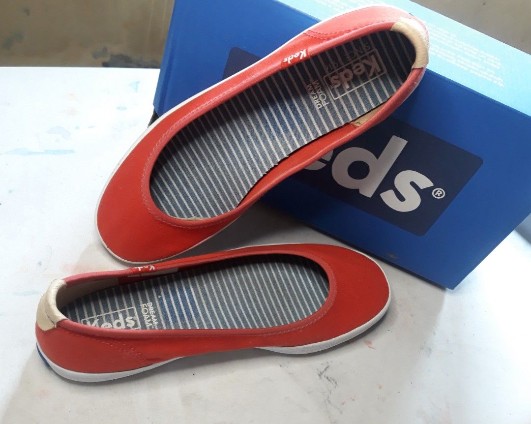 Keds ballet flat merah, Women's Fashion, Women's Shoes on Carousell