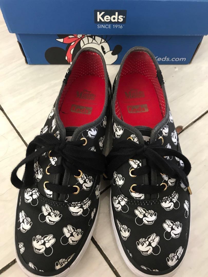 Disney keds top
