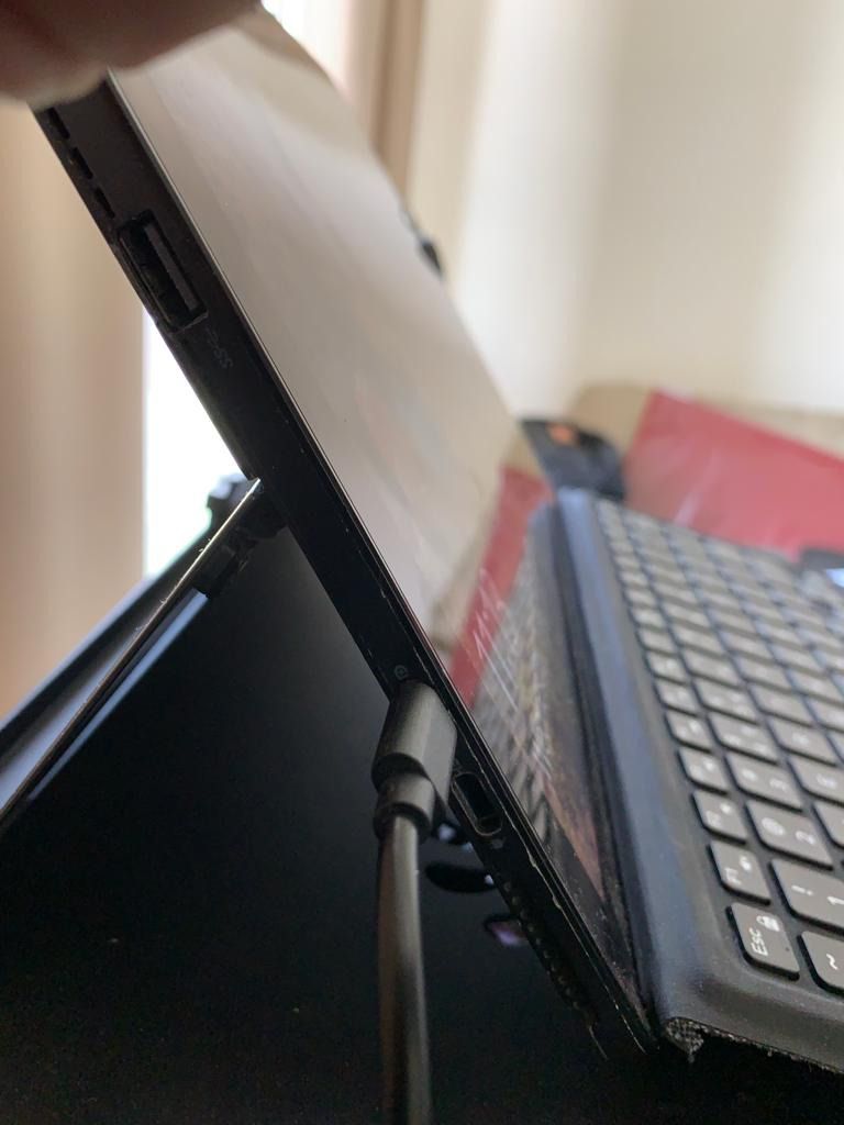 OPEN SWAP/ TRADE LAPTOP Dell Latitude 5285 i5 7th gen 8gb 256gb ssd