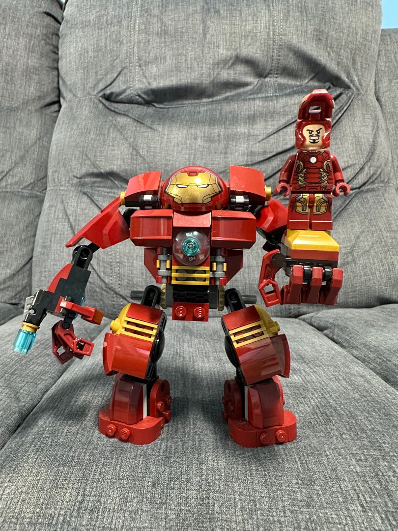 lego hulkbuster minifigure