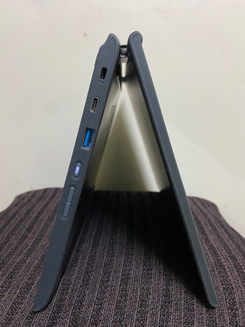 Lenovo Touchscreen Chromebook Fully bendable, Computers & Tech, Laptops