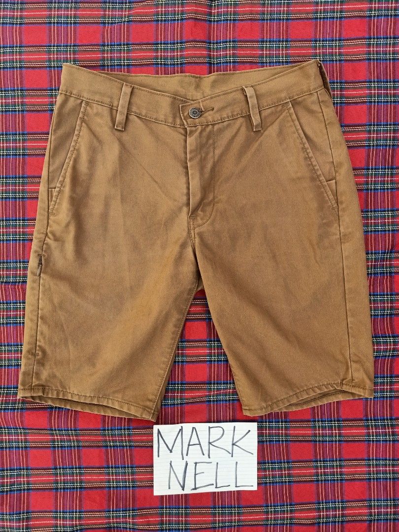 LEVI'S COMMUTER SHORTS (BROWN), Men's Fashion, Bottoms, Shorts on Carousell