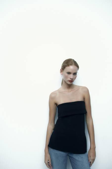 Looking for zara black zip top, Women's Fashion, Tops, Sleeveless on  Carousell