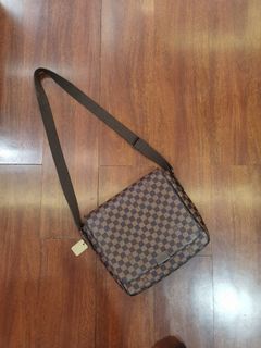 (Category: ) located in . Submitted by HamiHana (Listing ID 1214070972, Image 1). Description: .
