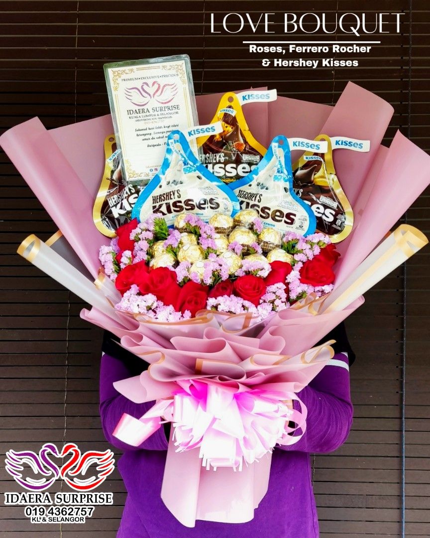 Gubahan Chocolate Box dengan Bobo Ballon -   Chocolate bouquet diy, Chocolate  flowers bouquet, Balloon bouquet diy