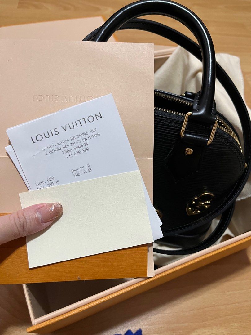 LV LOUIS VUITTON Epi Love Lock Alma BB in Noir, Luxury, Bags & Wallets on  Carousell