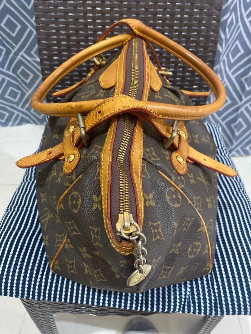 LV Tivoli handbag Large (Category: Luxury Bags & Wallets) located in Batac City. Submitted by fab_glam_preloved (Listing ID 1214157945, Image 2). Description: Large handbag fr Japan self check for authenticity no dustbag 7/10 condition .