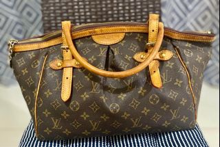 (Category: ) located in . Submitted by fab_glam_preloved (Listing ID 1214157945, Image 1). Description: .