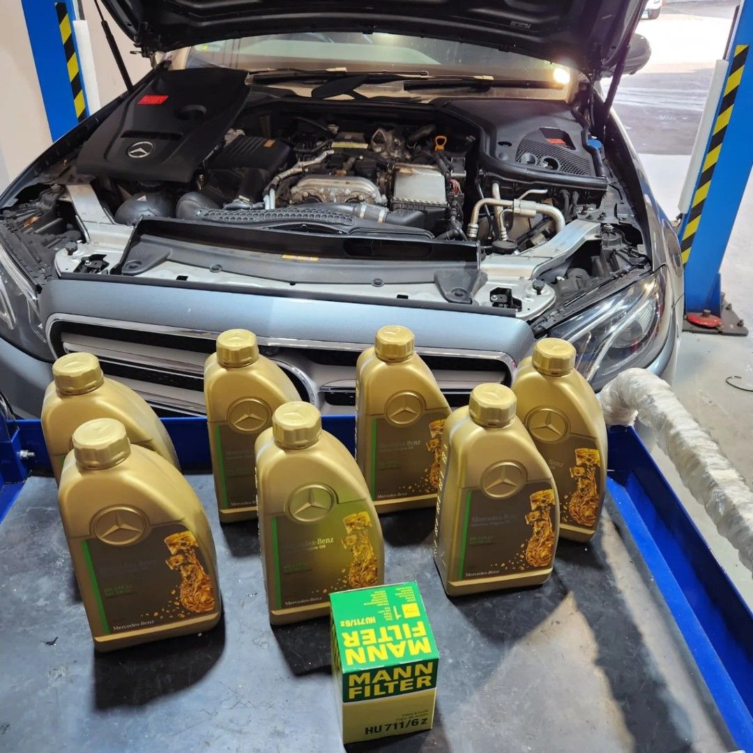MercedesBenz W213 Doing Servicing B+ (Change Mercedes Original Engine