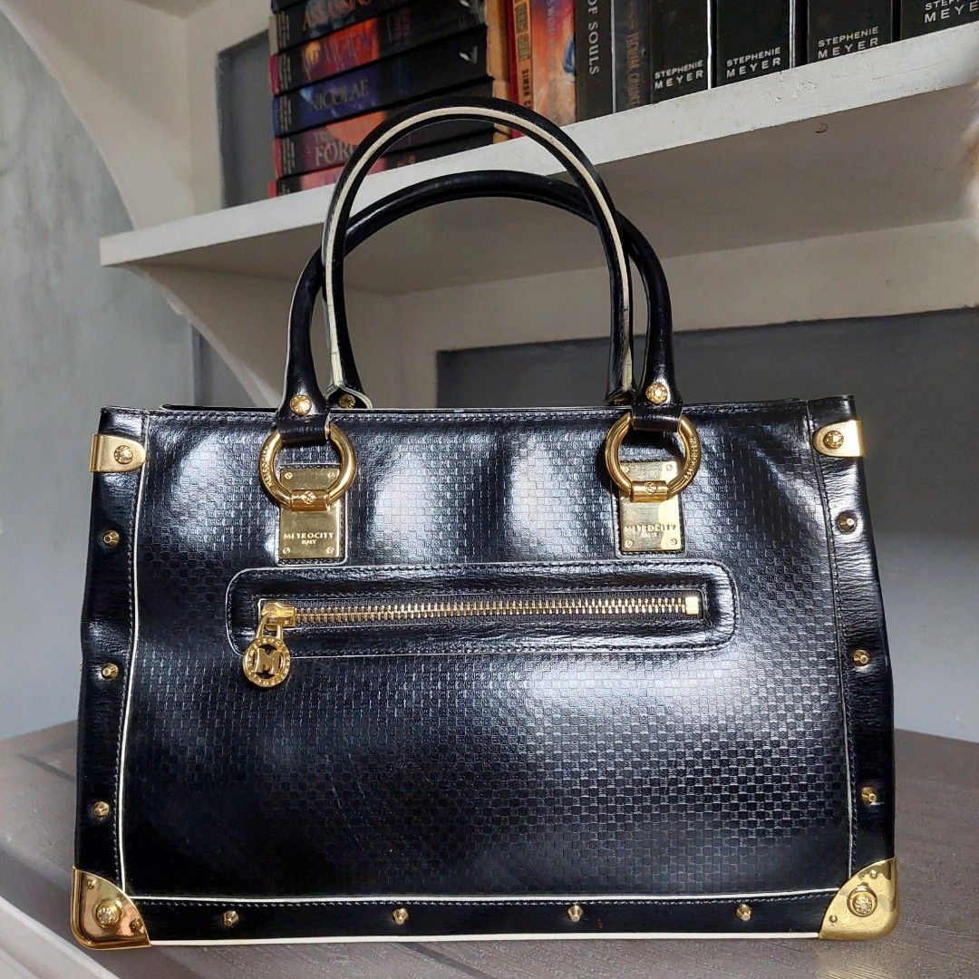 Palugi sale! Metrocity two way bag, Women's Fashion, Bags