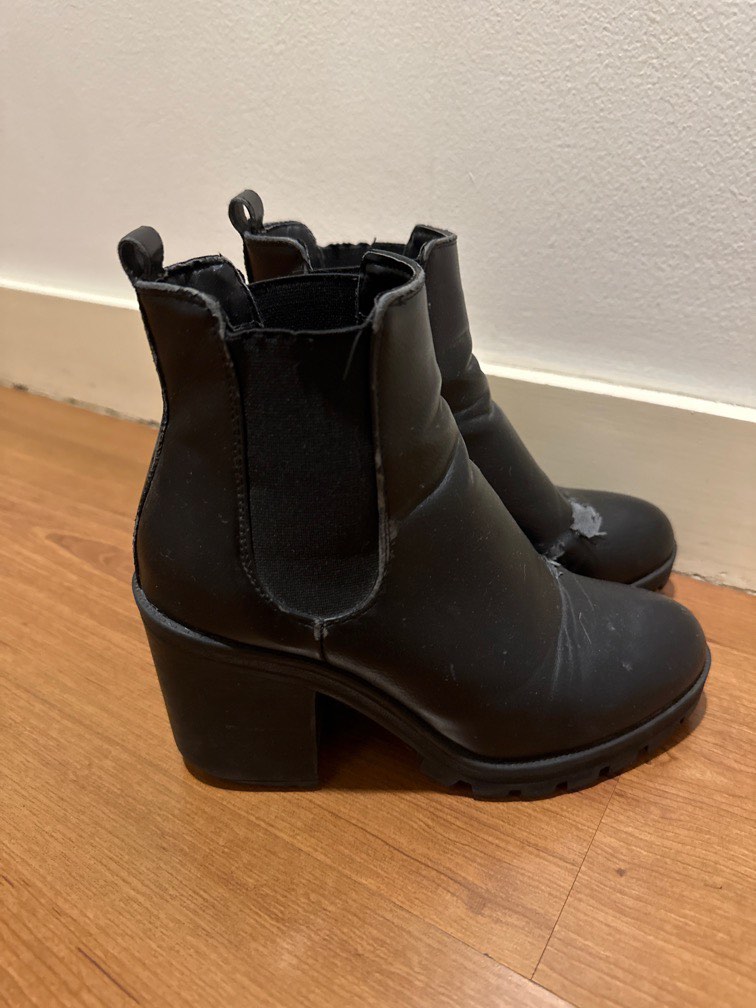 newlook patent boots