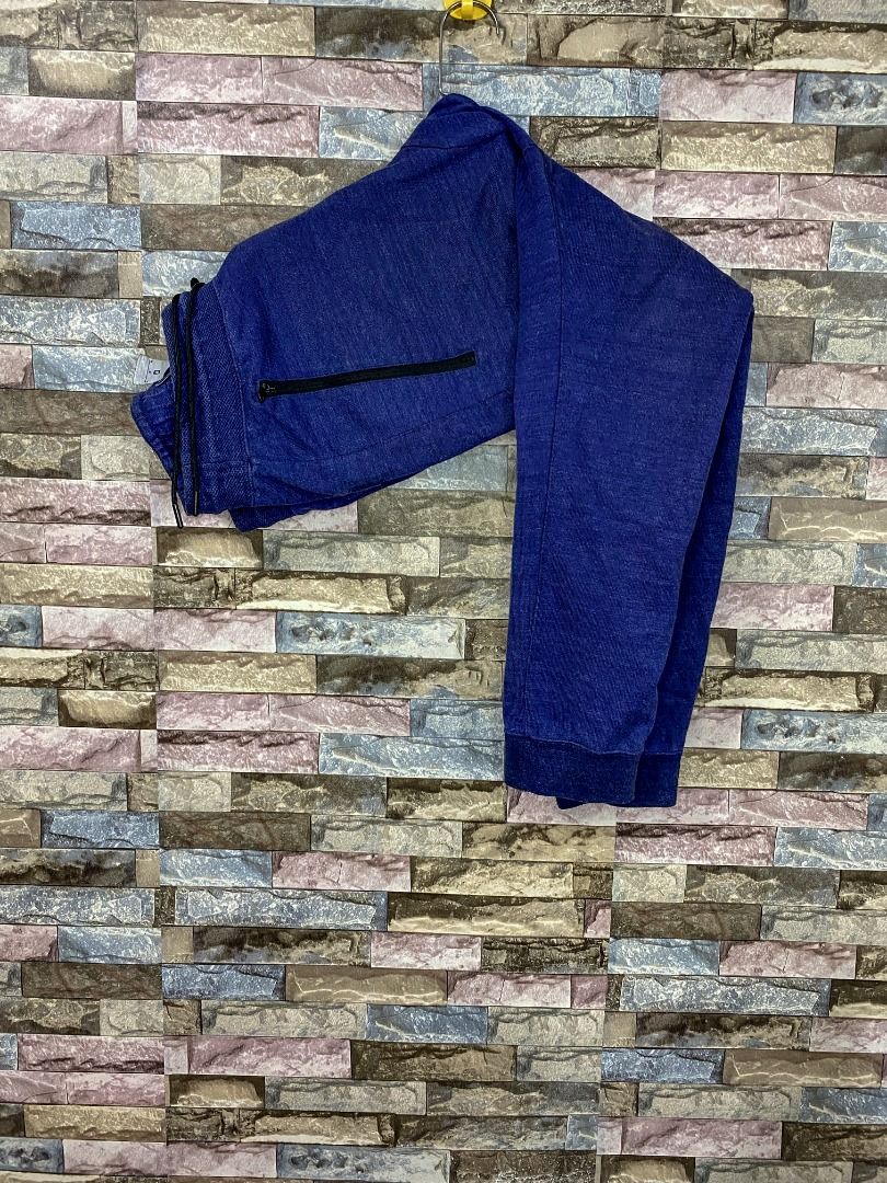Nike av15 best sale knit jogger