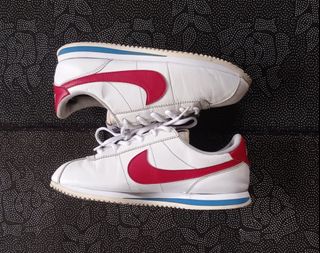 (Category: ) located in . Submitted by Sneaks (Listing ID 1214065440, Image 1). Description: .