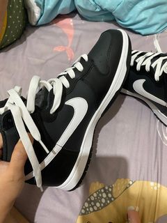 Nike dunk high retro panda