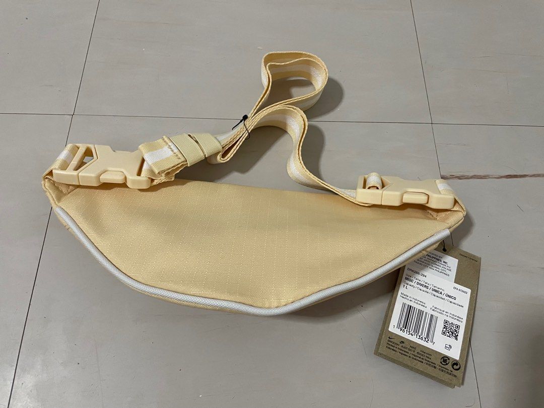 heritage hip bag nike