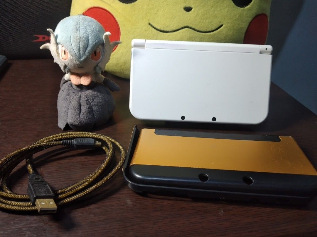 Nintendo New 3DS XL White (IPS top screen), Video Gaming, Video Game