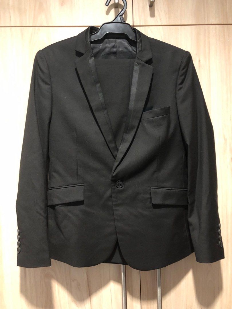 Full Onesimus Suit, Men's Fashion, Coats, Jackets and Outerwear on ...