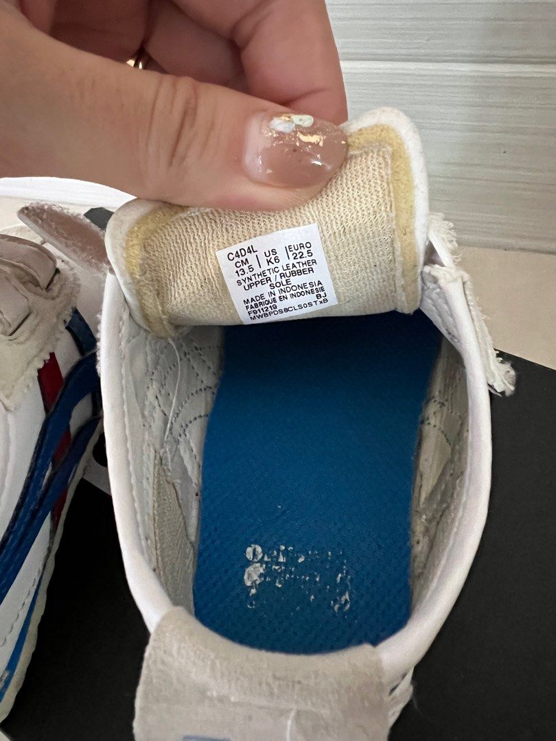 onitsuka tiger (Used) (Category: Babies & Kids Fashion) located in Singapore. Submitted by rw_audio (Listing ID 1214084566, Image 3). Description: Used pair, come with box ..