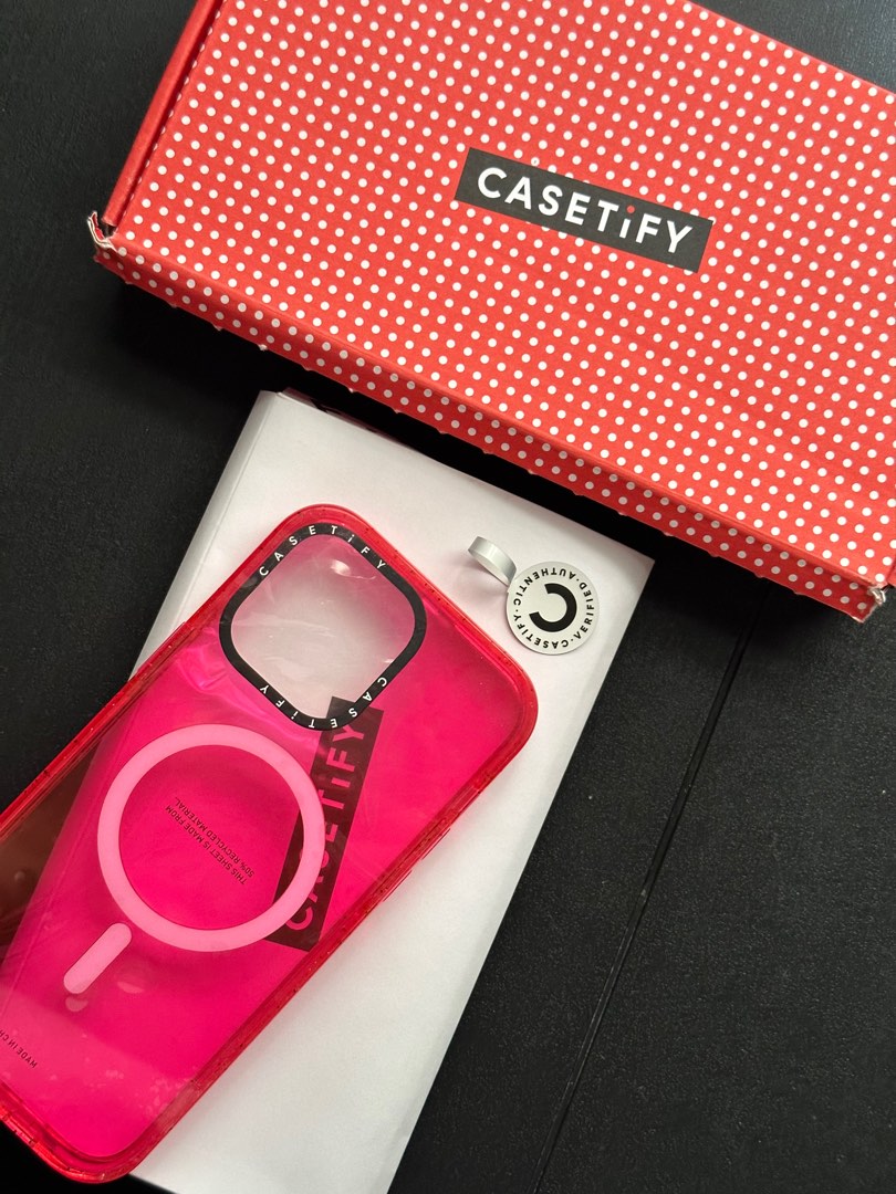 CASETiFY Spiegel IPhone 14 Pro Hülle - Kirschen - Silber Auf