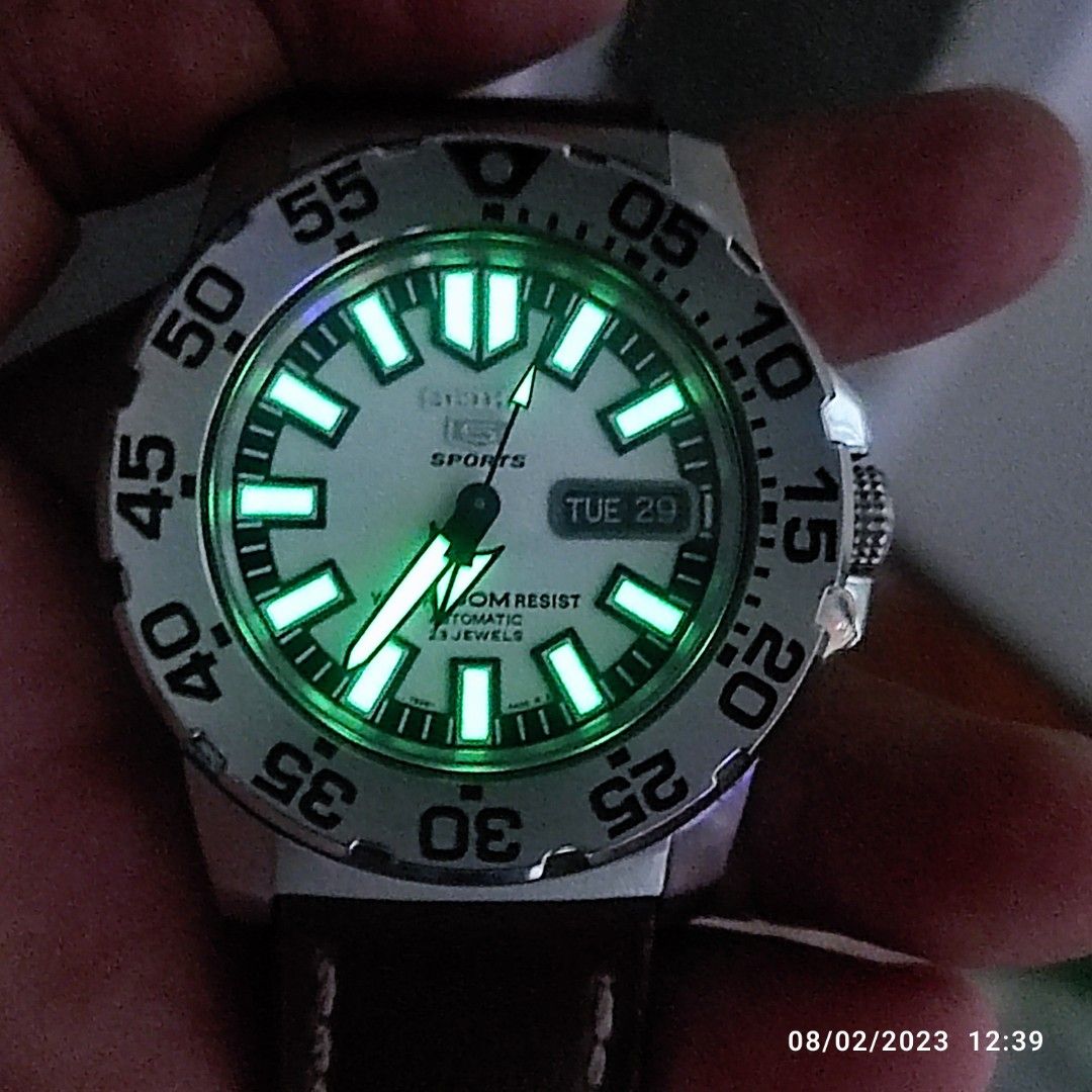 Seiko mini monster sales white