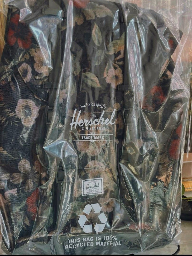 Herschel clearance hawaiian camo