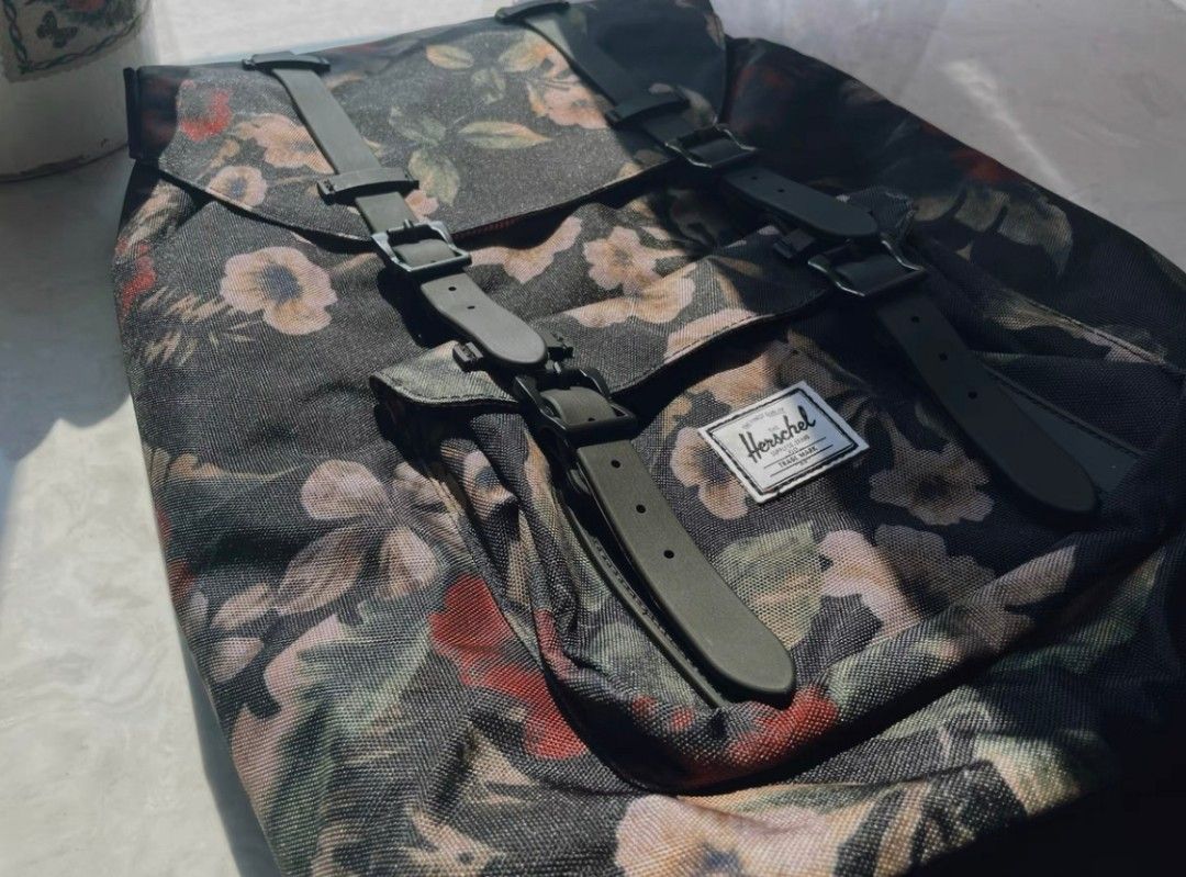 Herschel outlet hawaiian camo