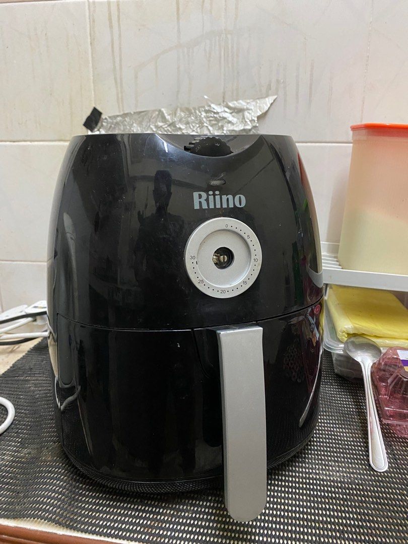 Riino Air Fryer, TV & Home Appliances, Kitchen Appliances, Fryers on