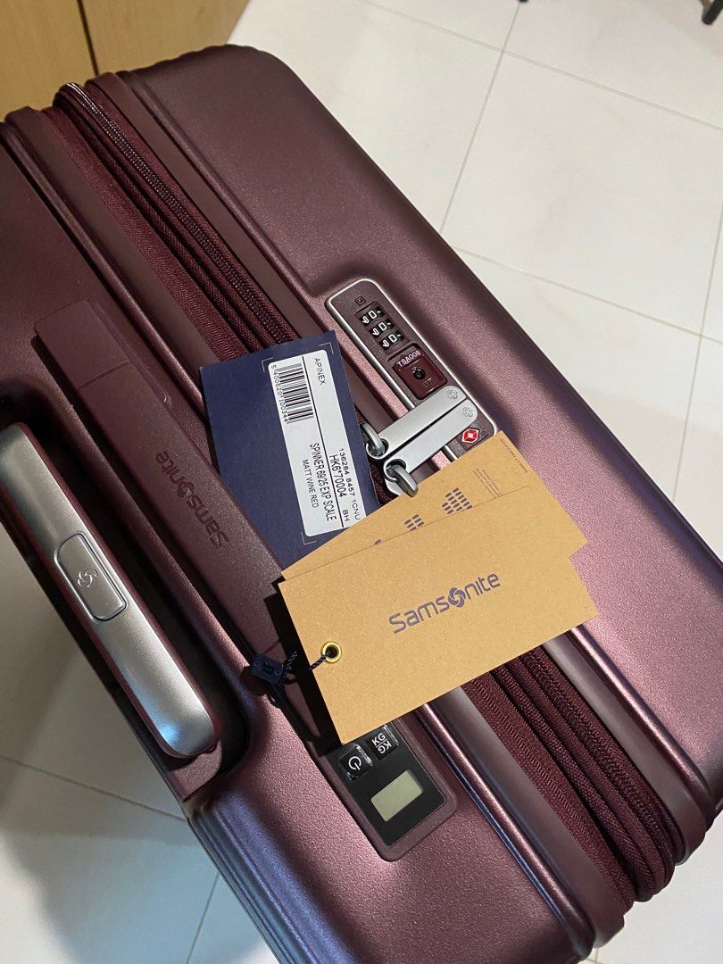 [NEW] Samsonite Prestige 69cm Luggage (builtin scale), Hobbies & Toys