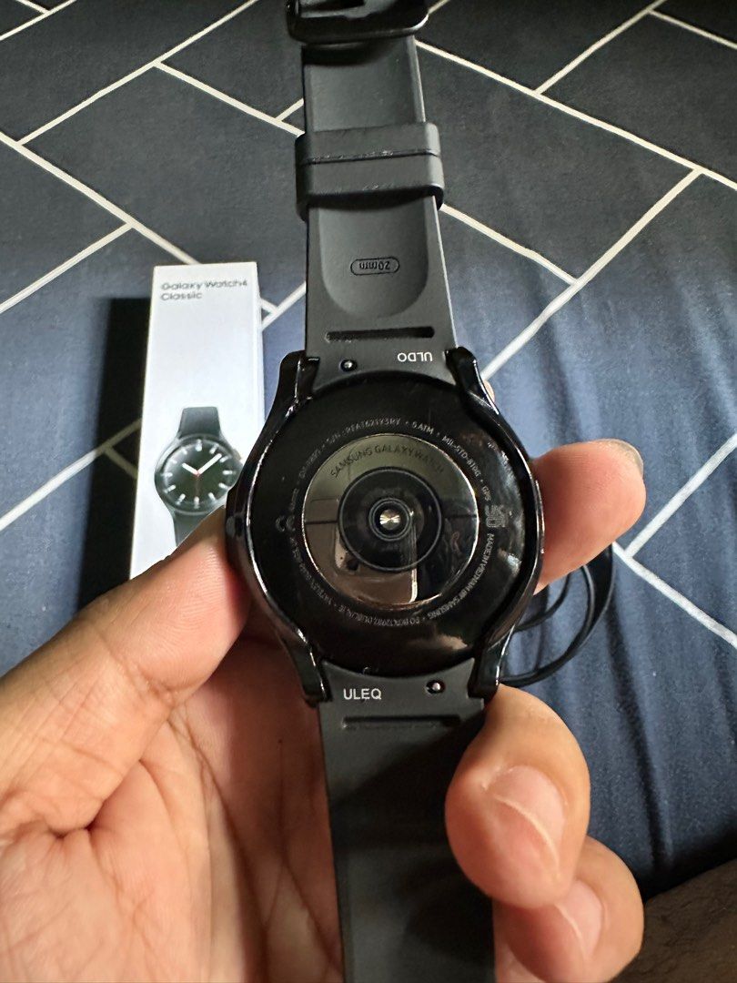 Samsung Galaxy Watch 4 Classic 46mm, Men's Fashion, Watches