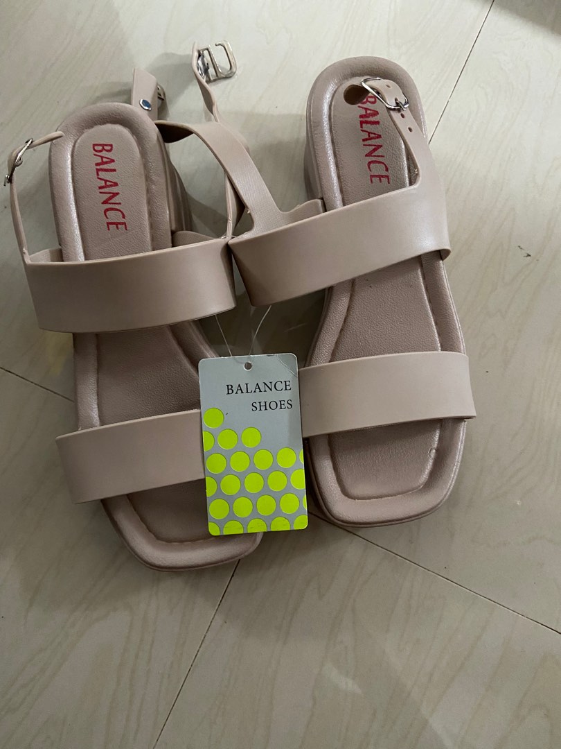 Sandal merk online balance