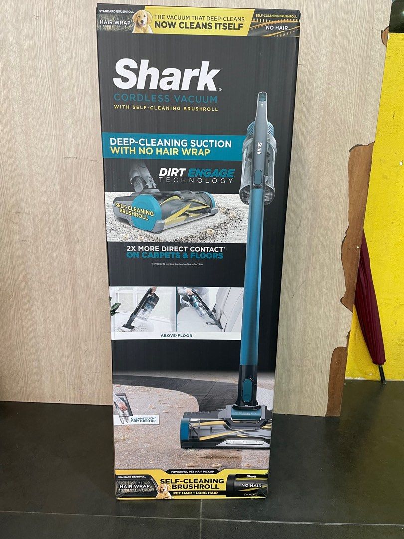Shark IZ102 Cordless Stick Vacuum, TV & Home Appliances, Vacuum Cleaner