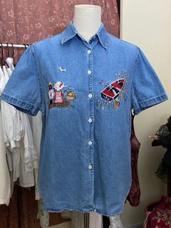 Short Sleeve Denim Shirt with Embroidered Pattern