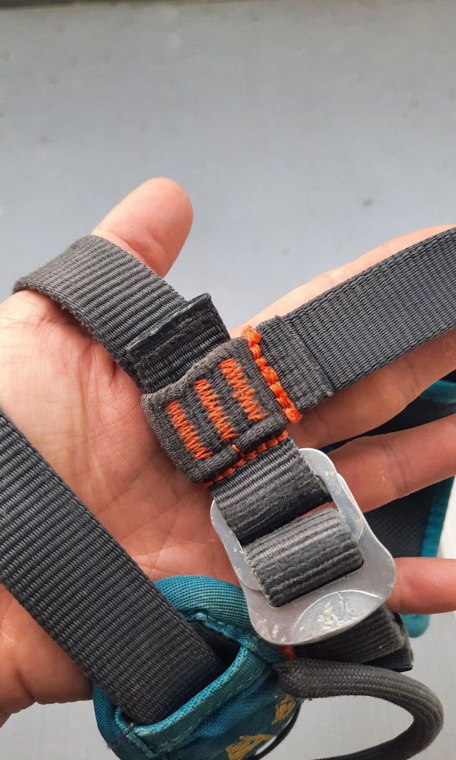 Simond Climbing Harness Easy 3, Sports Equipment, Hiking & Camping on